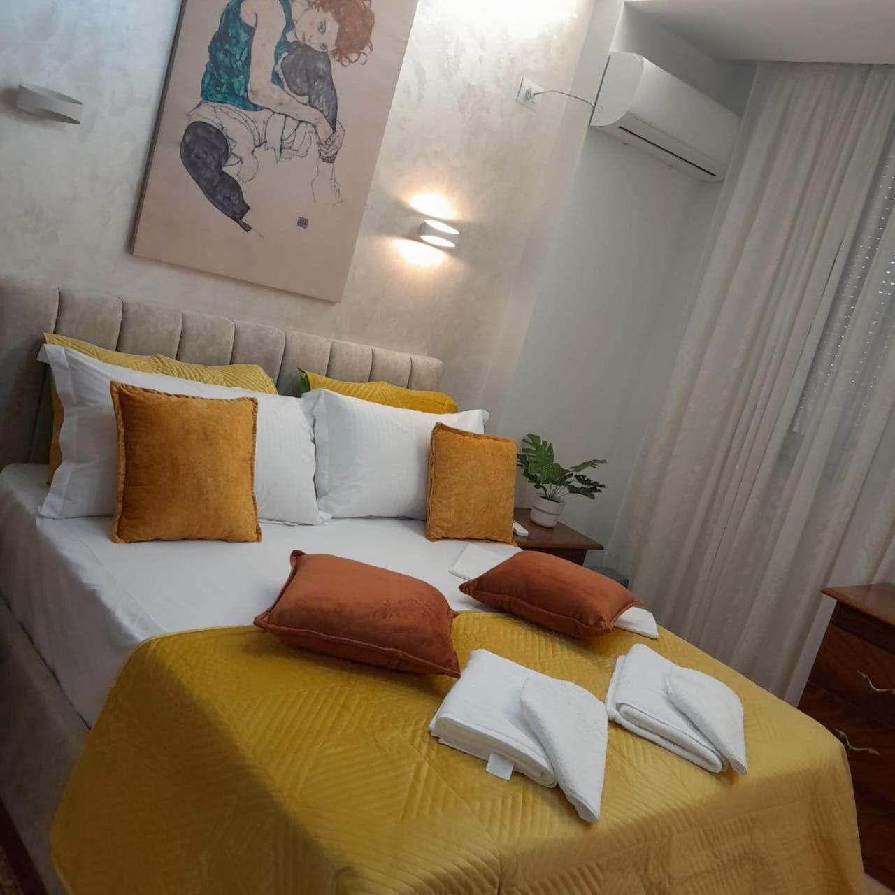 Bani'S Cozy Lovely Apt Tiranë Ngoại thất bức ảnh